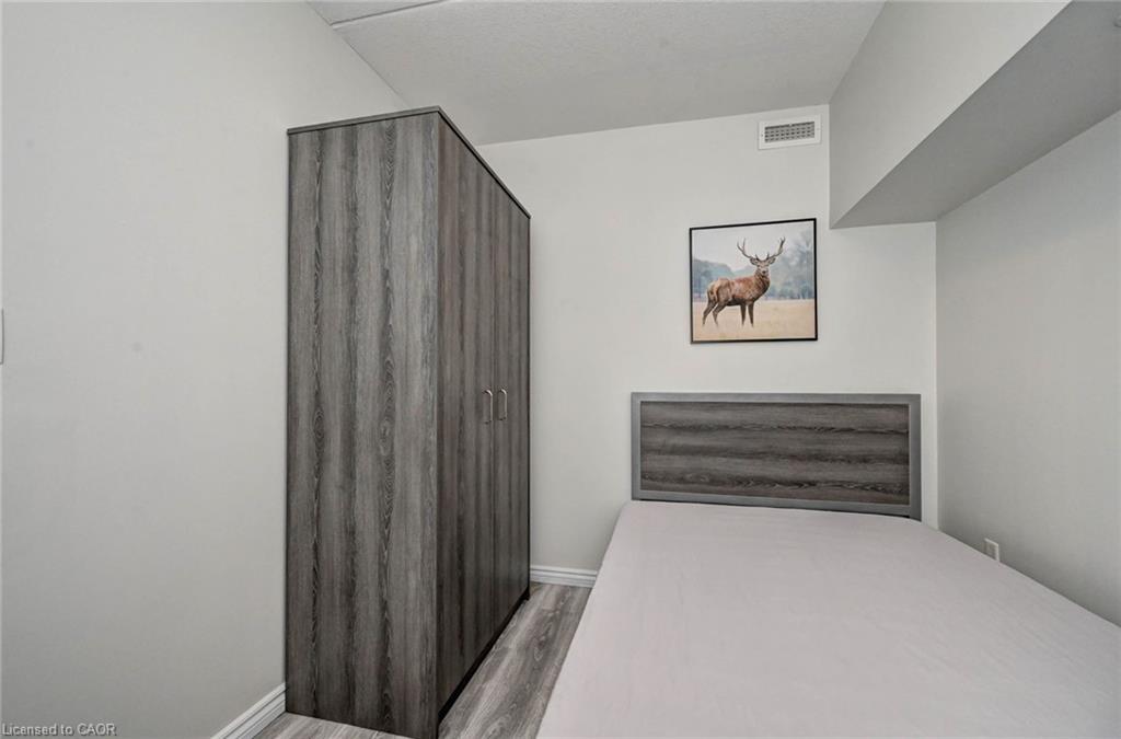 F209-275 Larch Street Property Photo 23