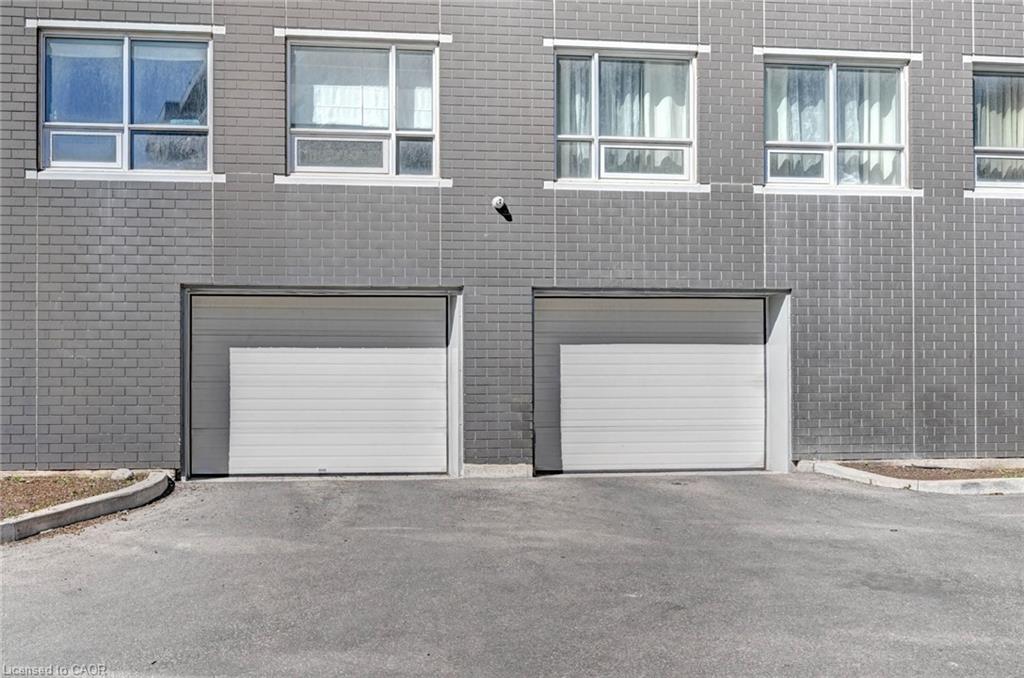 F209-275 Larch Street Property Photo 25