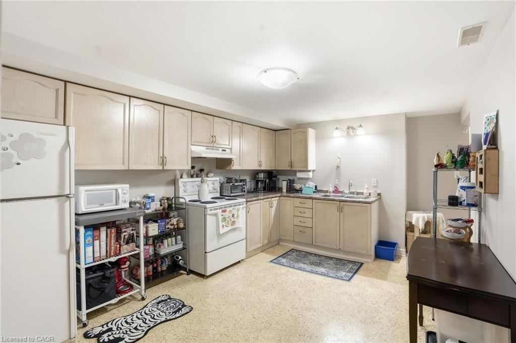3570 Rittenhouse Road Property Photo 12
