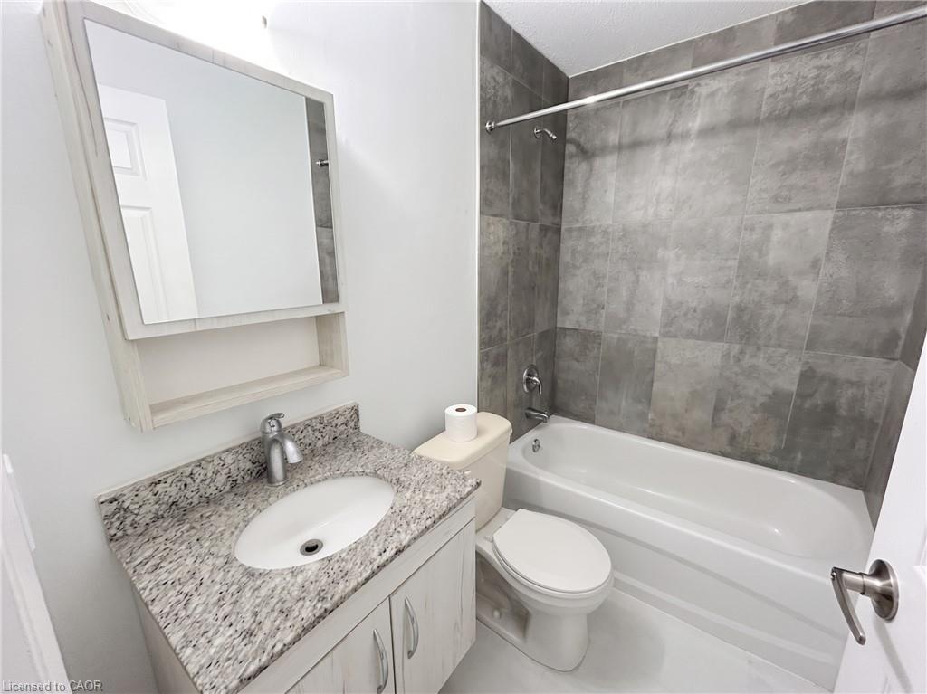 4-303 King Street N Property Photo 10