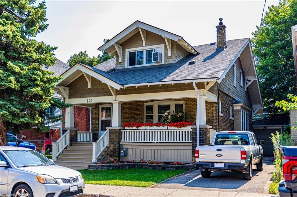 121 Eastbourne Avenue Property Photo 1
