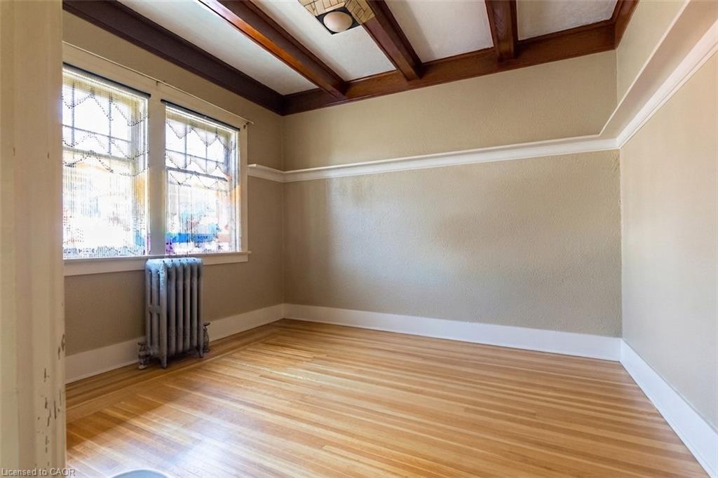 121 Eastbourne Avenue Property Photo 14
