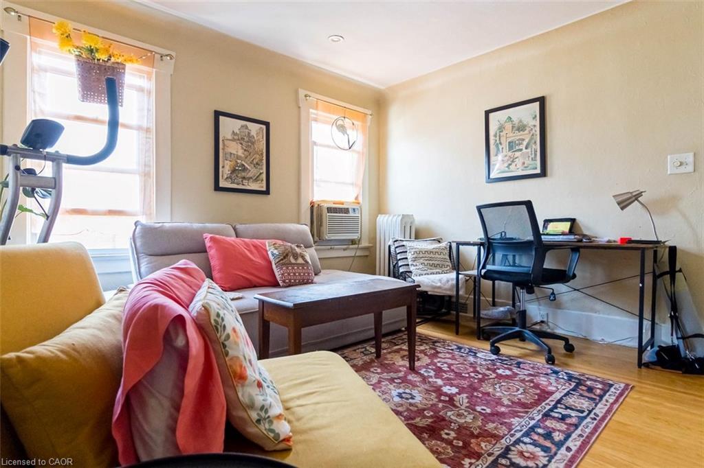 121 Eastbourne Avenue Property Photo 27