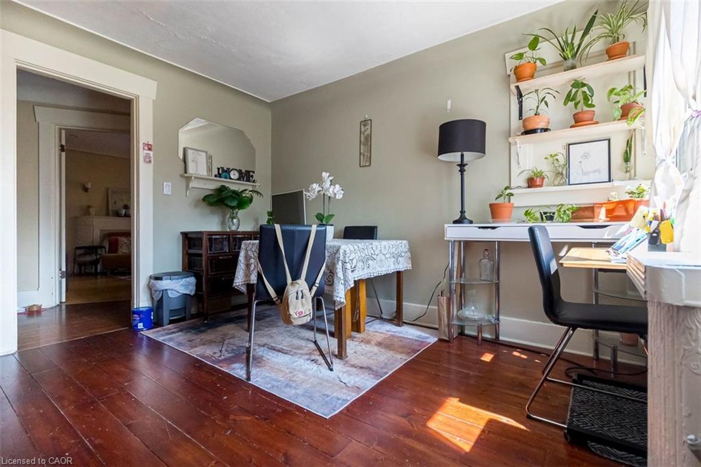 121 Eastbourne Avenue Property Photo 35