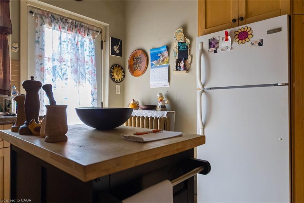 121 Eastbourne Avenue Property Photo 21