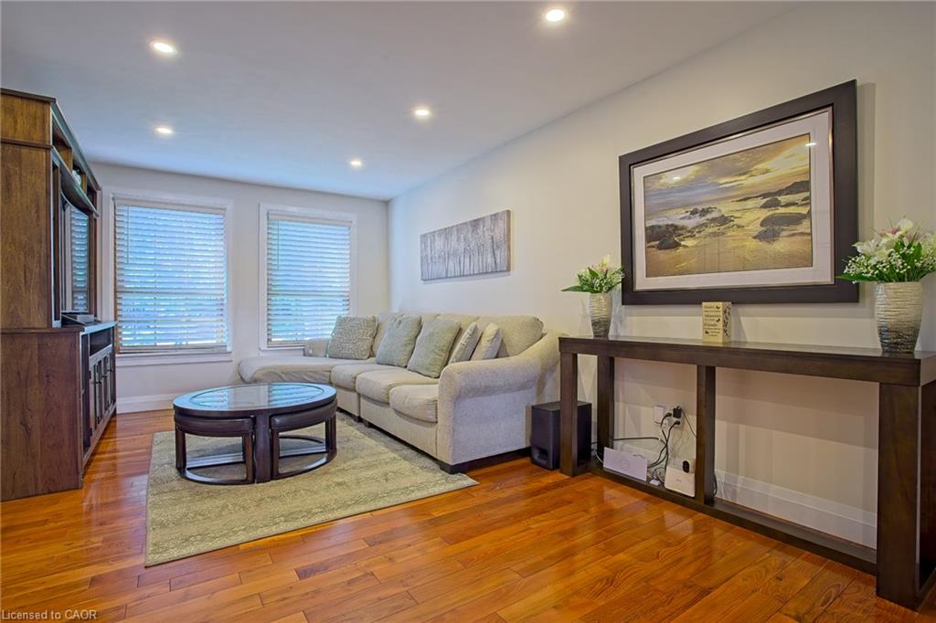 39 Ainsworth Street Property Photo 9