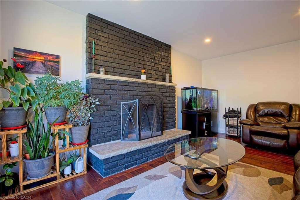39 Ainsworth Street Property Photo 18