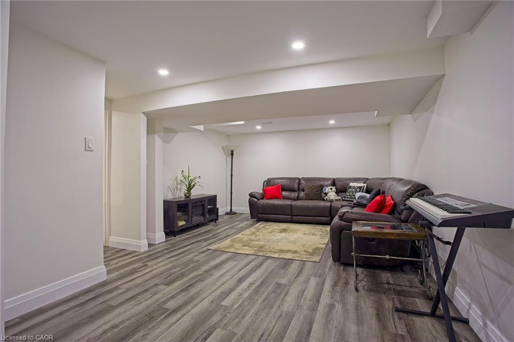 39 Ainsworth Street Property Photo 30