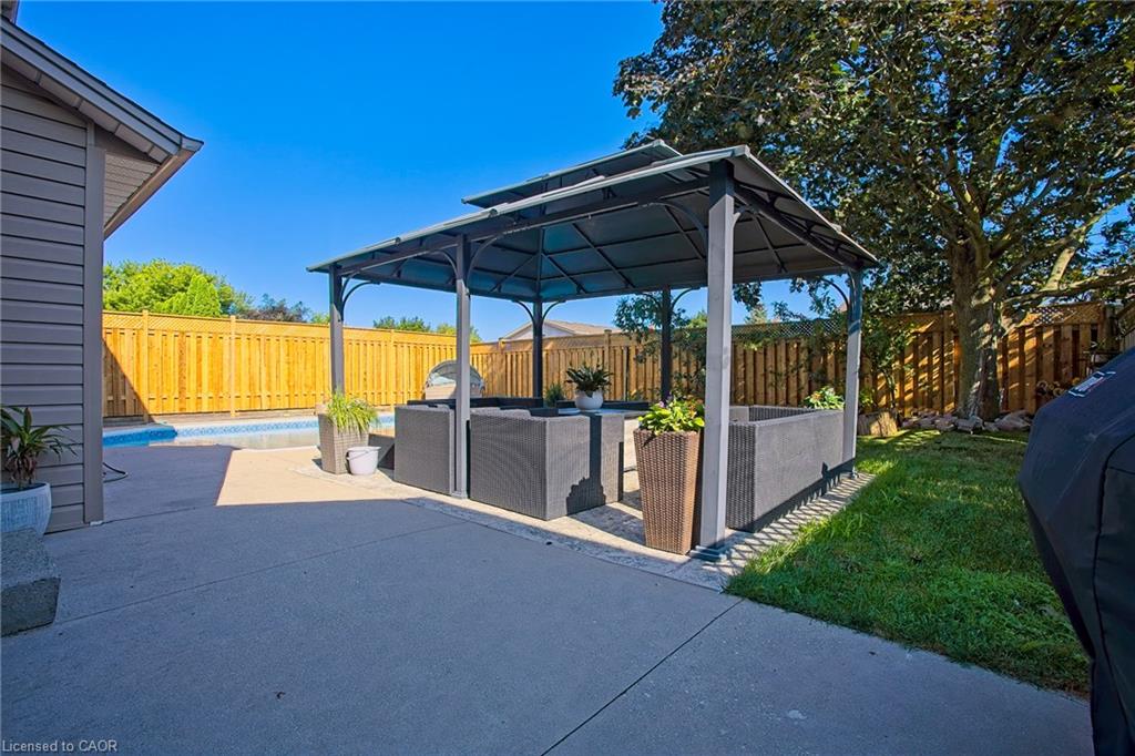 39 Ainsworth Street Property Photo 37