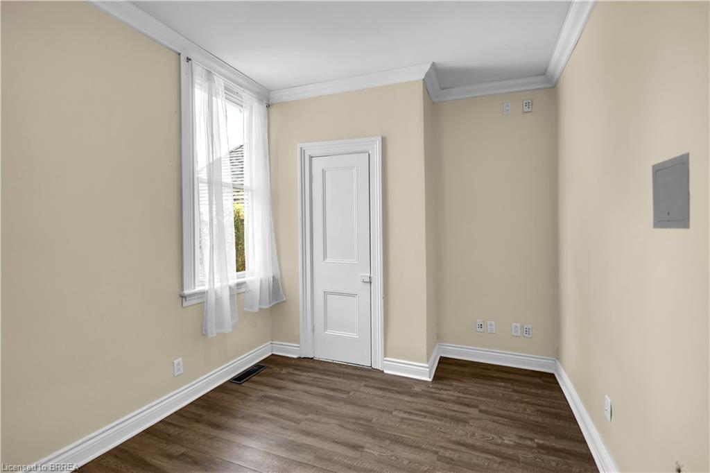 107 Brant Avenue Property Photo 17