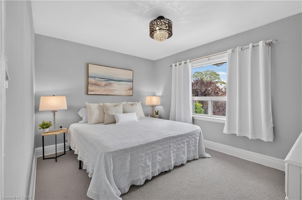 147 Melrose Avenue N Property Photo 12