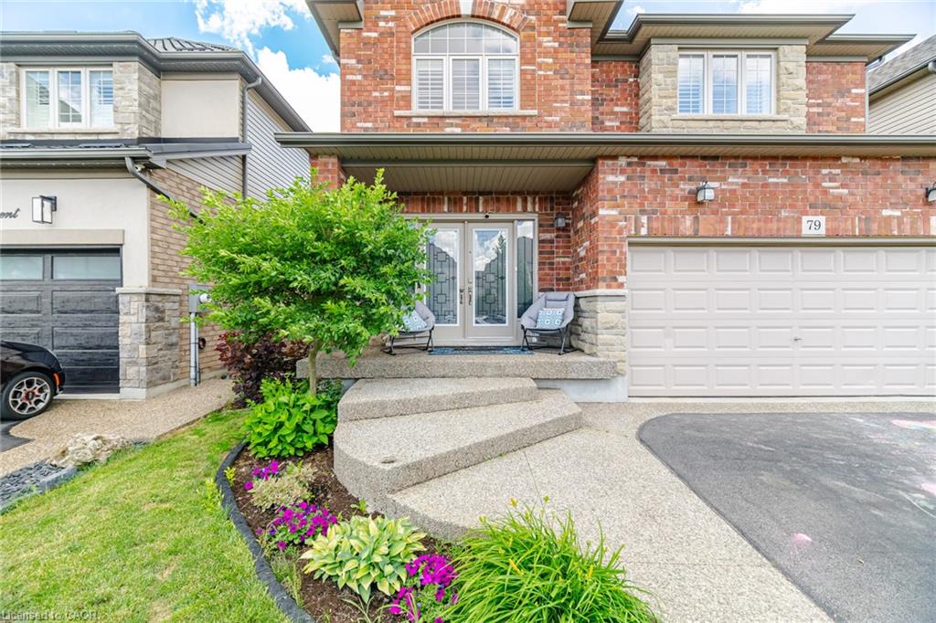79 Garinger Crescent Property Photo 3