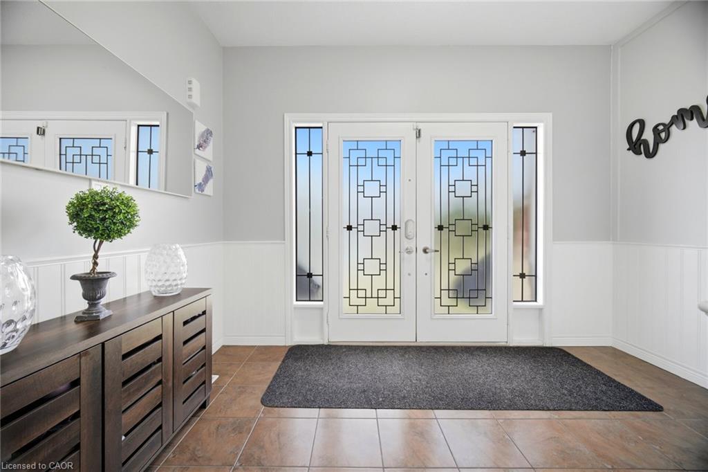79 Garinger Crescent Property Photo 4
