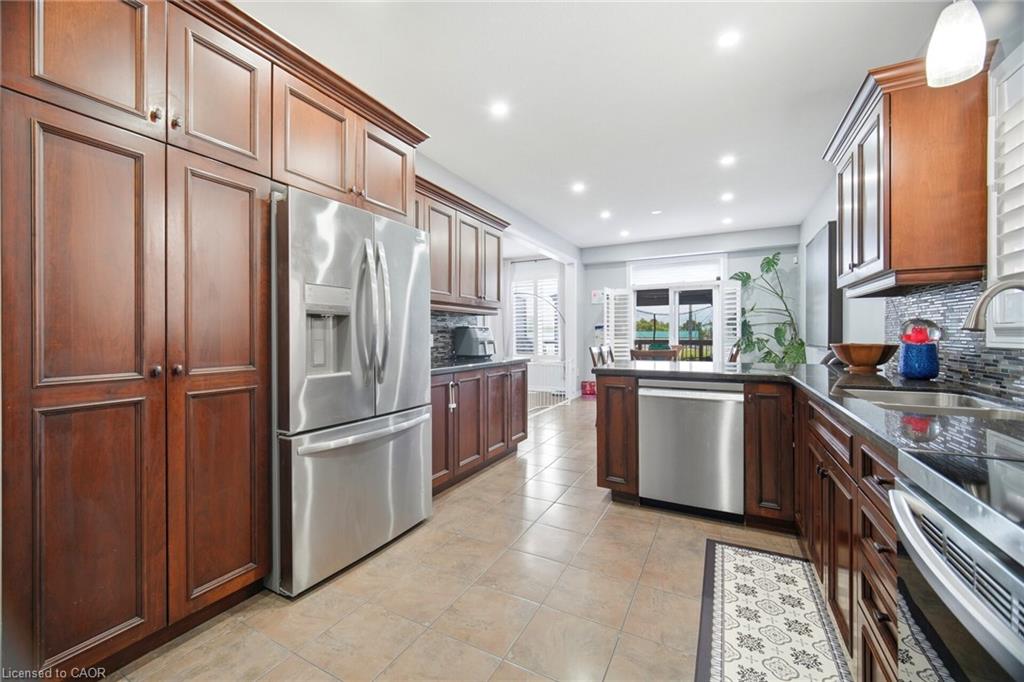 79 Garinger Crescent Property Photo 18