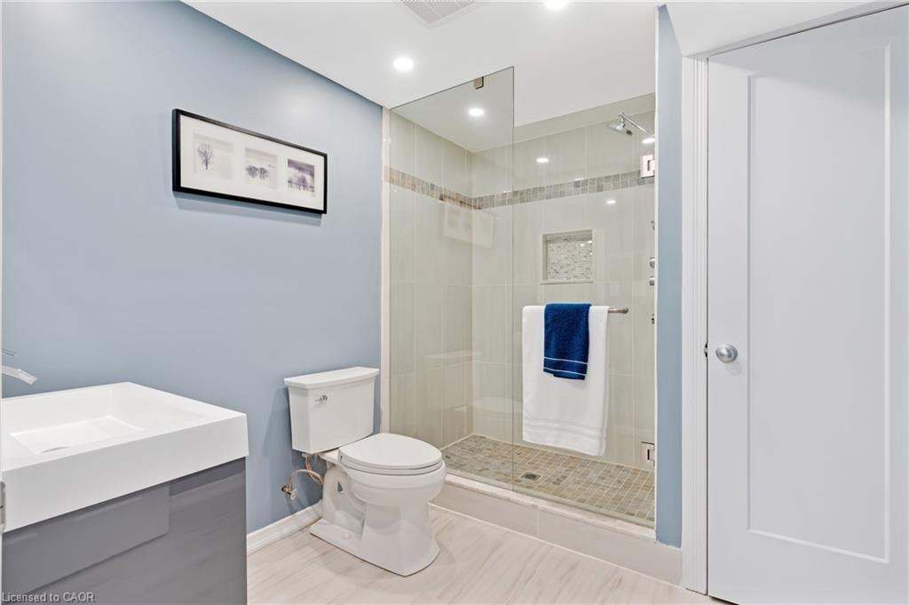 59 Netherwood Road Property Photo 39