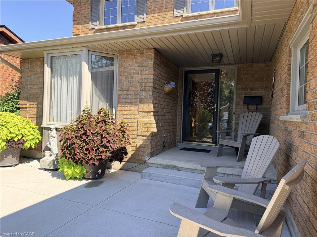 7 Mann Avenue Property Photo 2