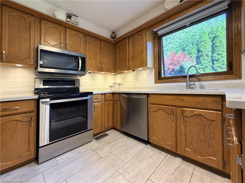 7 Mann Avenue Property Photo 14