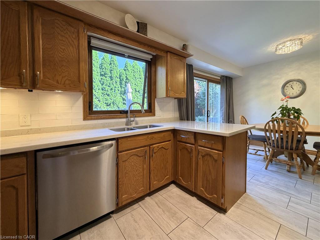 7 Mann Avenue Property Photo 17