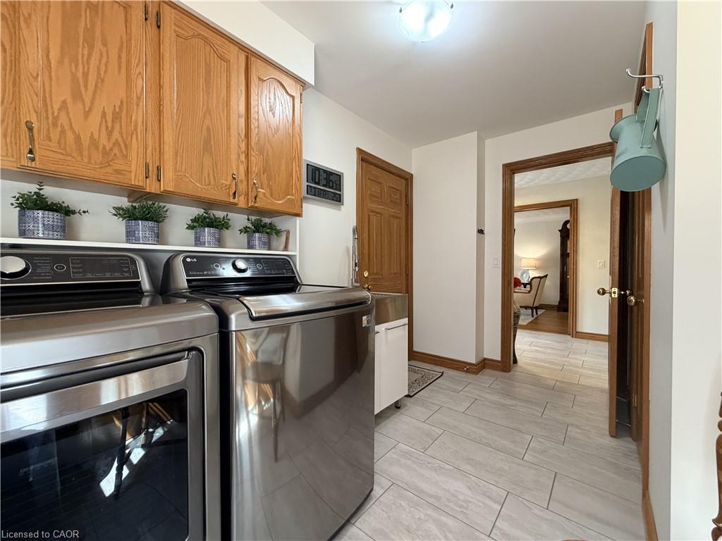 7 Mann Avenue Property Photo 21