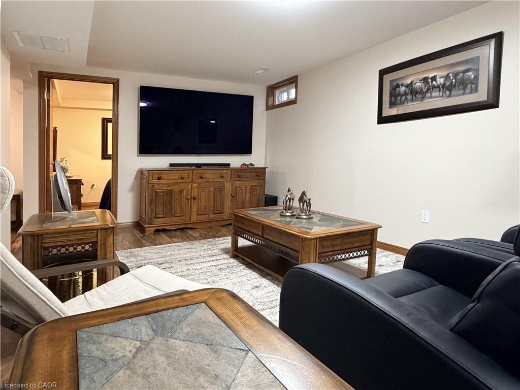 7 Mann Avenue Property Photo 37