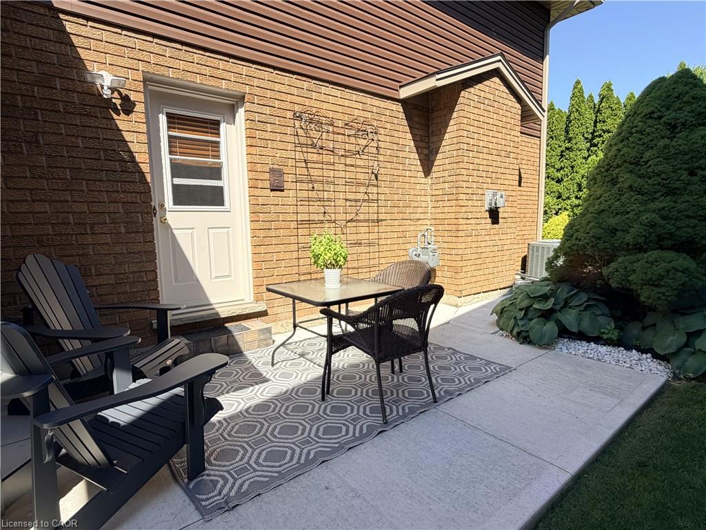 7 Mann Avenue Property Photo 44