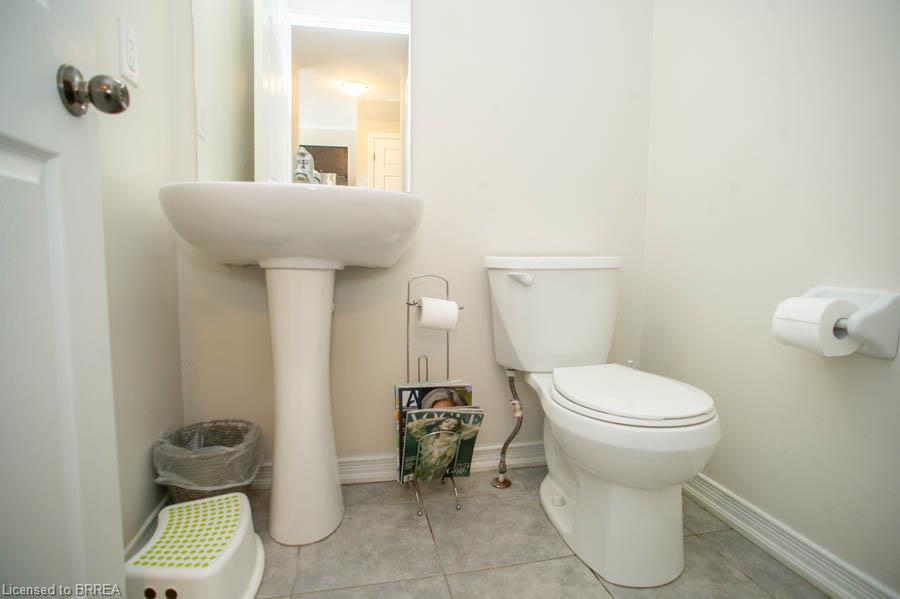 153 English Lane Property Photo 10