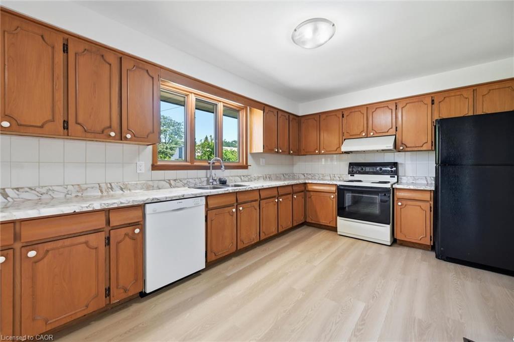 34 Christopher Drive Property Photo 13