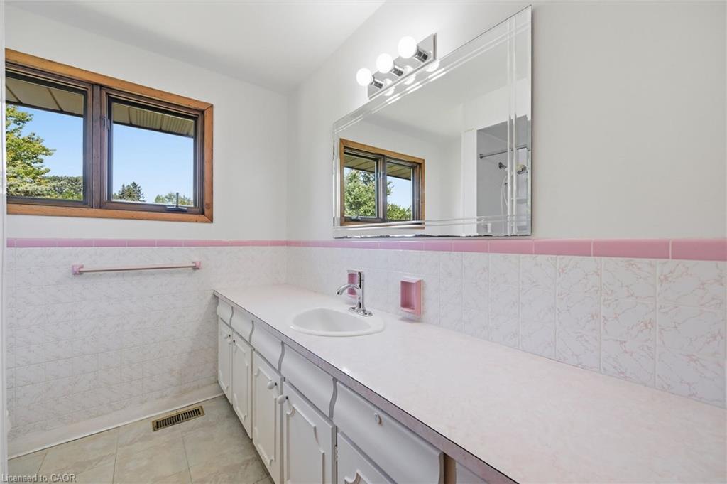 34 Christopher Drive Property Photo 29