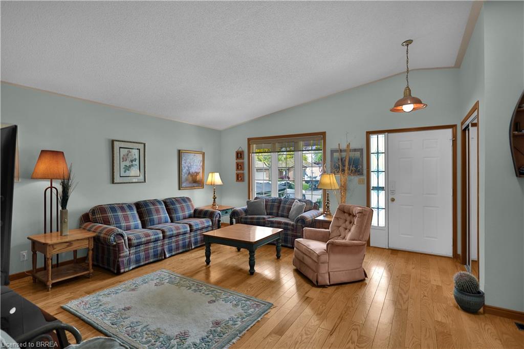 46 Anderson Avenue Property Photo 4