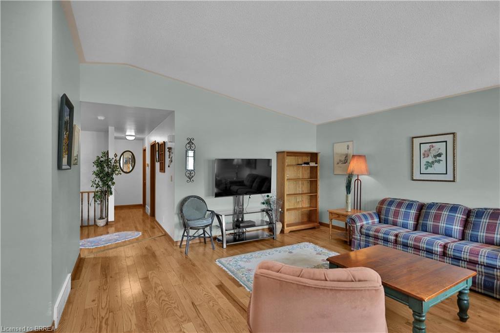 46 Anderson Avenue Property Photo 7