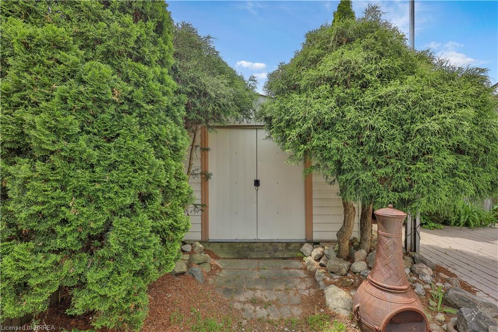 46 Anderson Avenue Property Photo 35