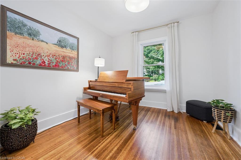 164 King Street Property Photo 10
