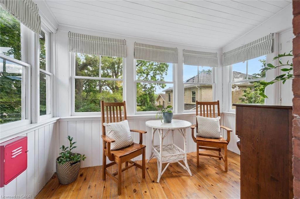 164 King Street Property Photo 19