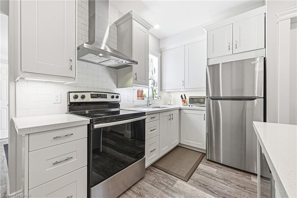 30 Cumberland Avenue Property Photo 10