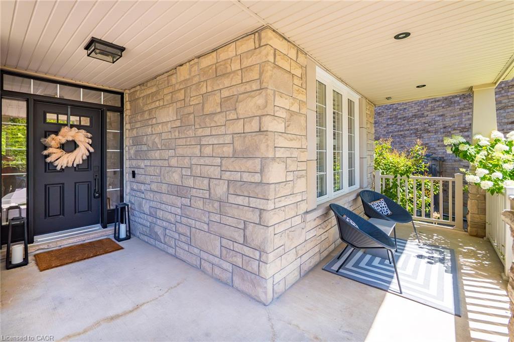 1533 Morse Place Property Photo 6