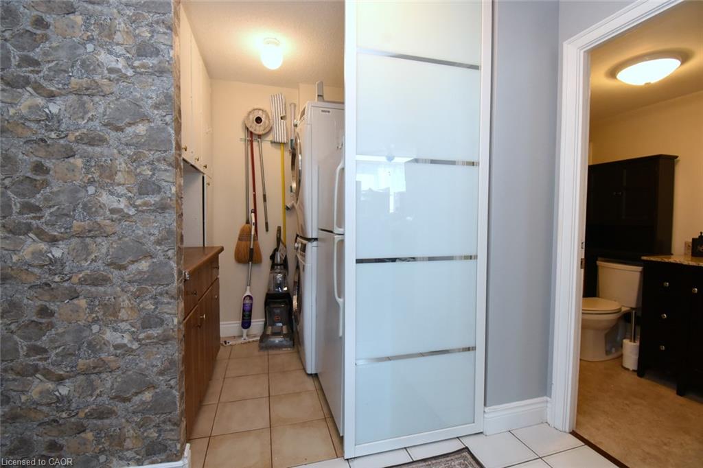 1204-75 Queen Street N Property Photo 16