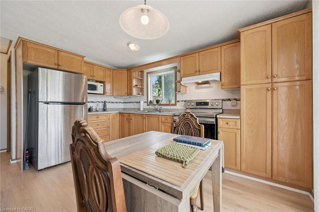 27 Trillium Beach Drive Property Photo 13