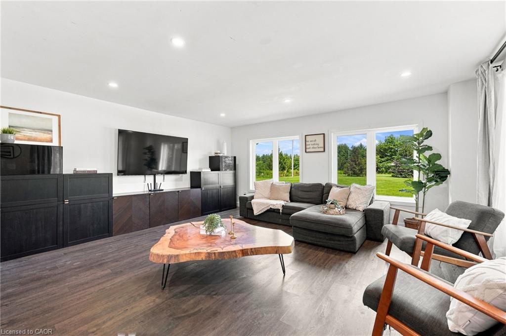 62 Thompson Road Property Photo 27