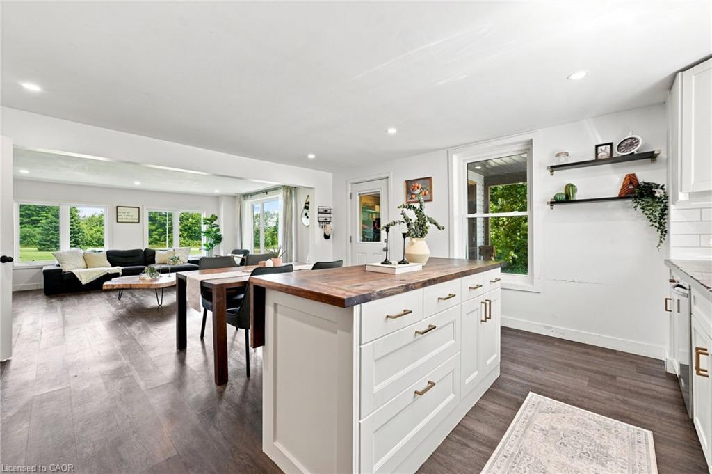 62 Thompson Road Property Photo 36