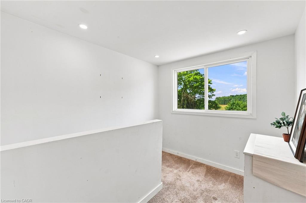 62 Thompson Road Property Photo 42