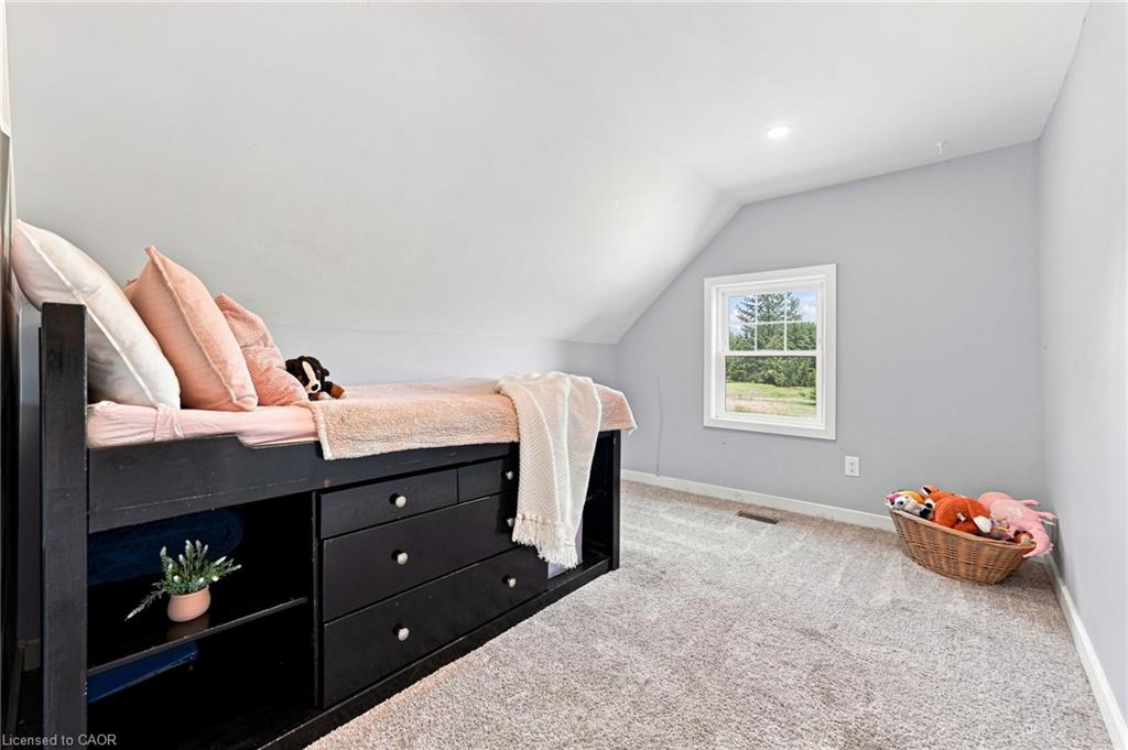 62 Thompson Road Property Photo 46