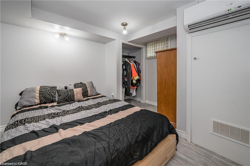 64 Sheldon Avenue N Property Photo 6