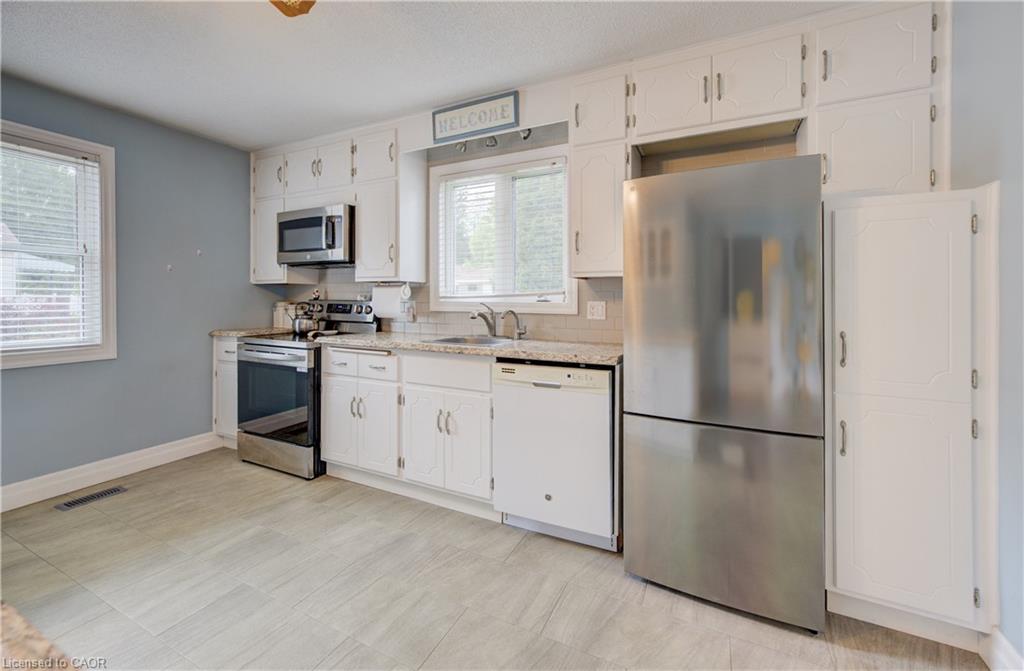 254 Wellington Street W Property Photo 7
