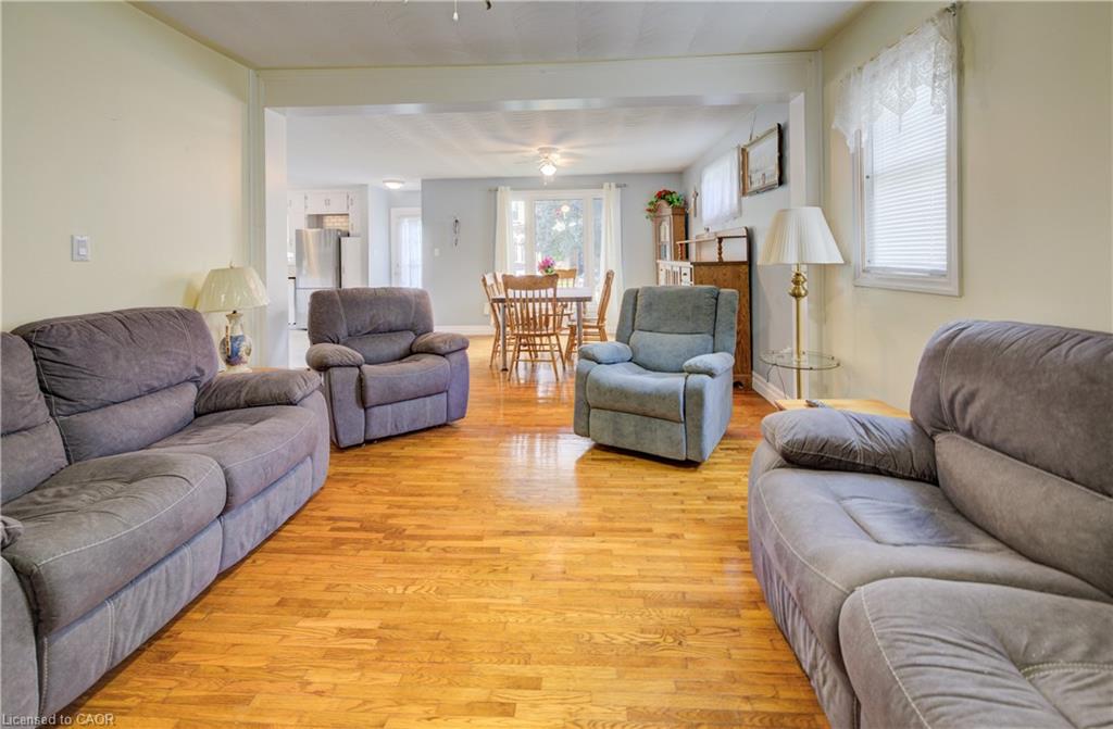 254 Wellington Street W Property Photo 14