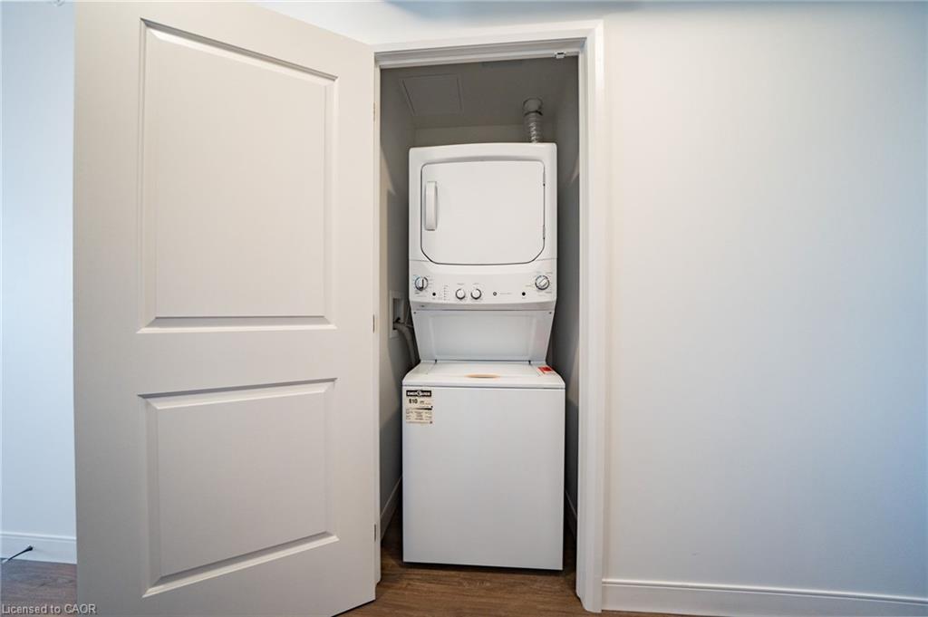 B-8 Hughson Street N Property Photo 6