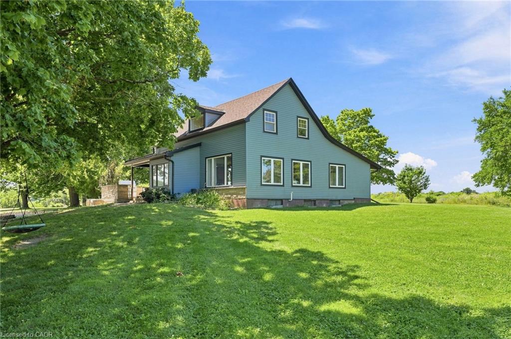 62 Thompson Road Property Photo 11
