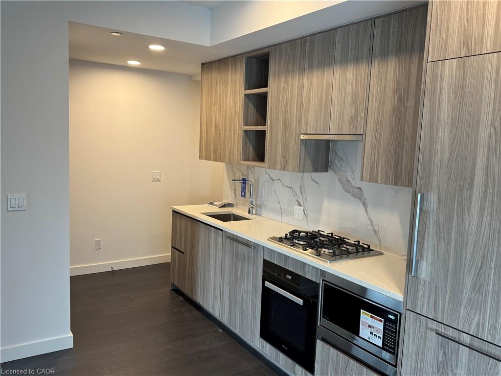 1205-68 Esther Shiner Boulevard Property Photo 12