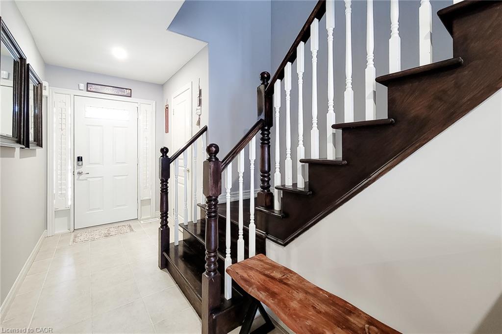 26 Magnificent Way Property Photo 9