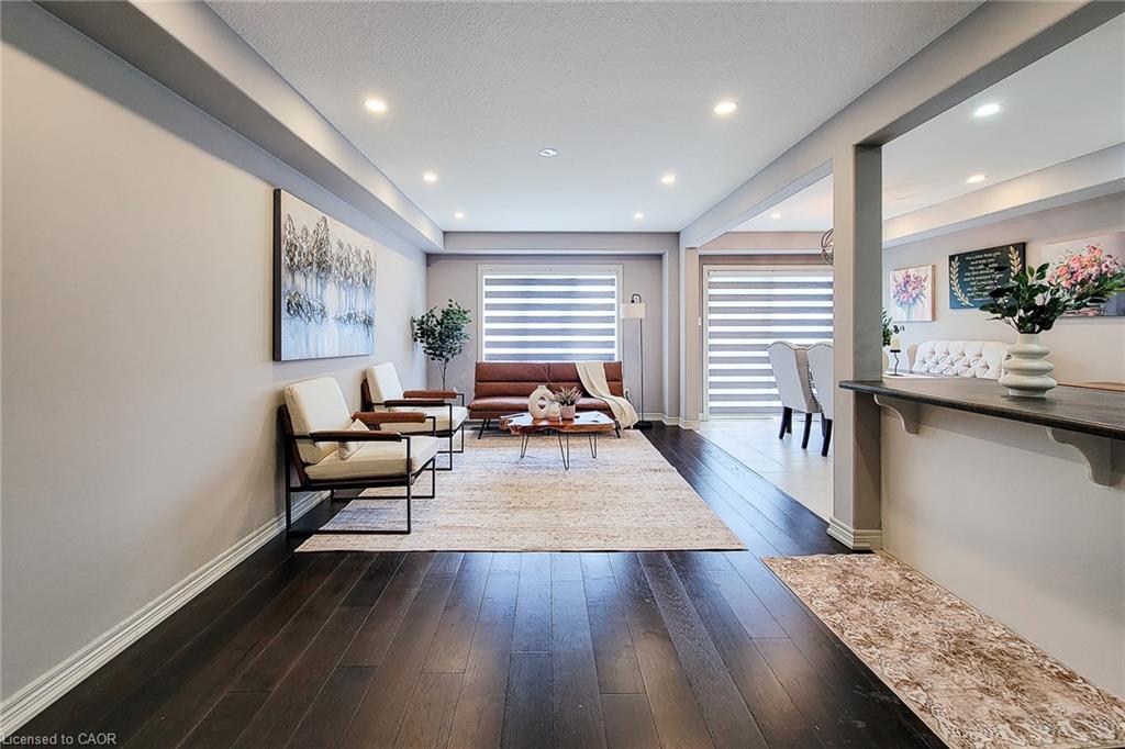 26 Magnificent Way Property Photo 11