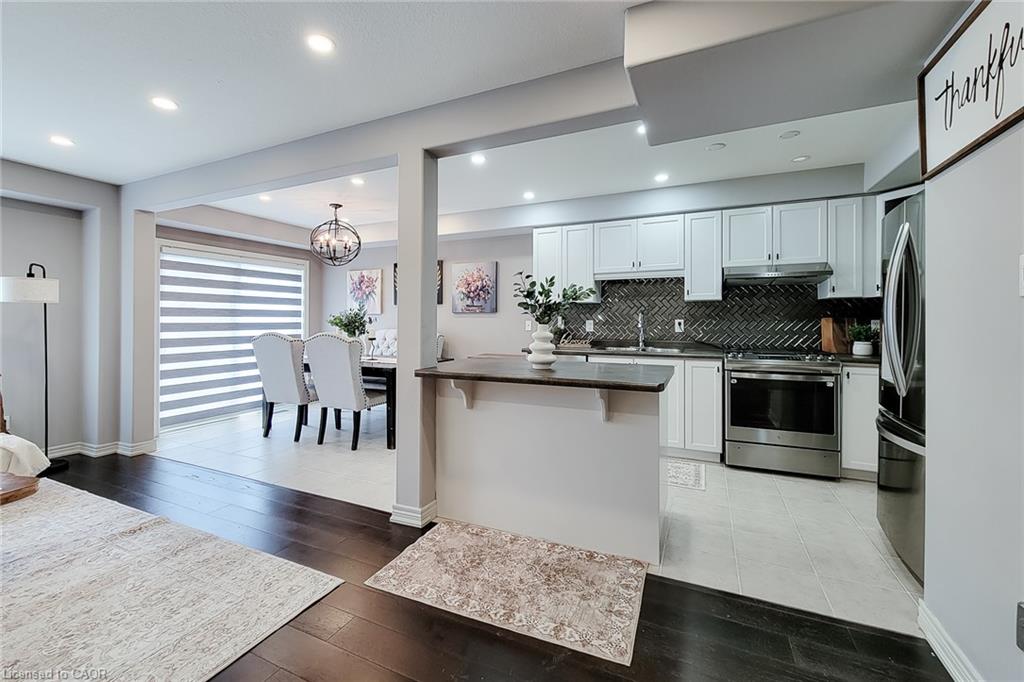 26 Magnificent Way Property Photo 15